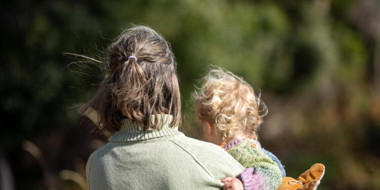 Onda implementa ayudas económicas para familias monoparentales: 950€ para las más vulnerables