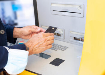 cajero automático exclusión bancaria