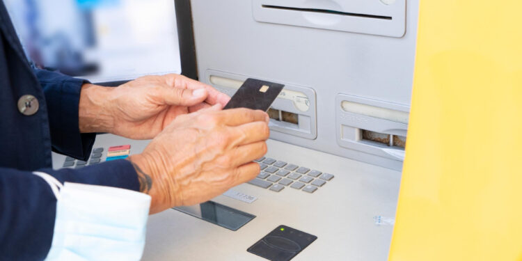 cajero automático exclusión bancaria