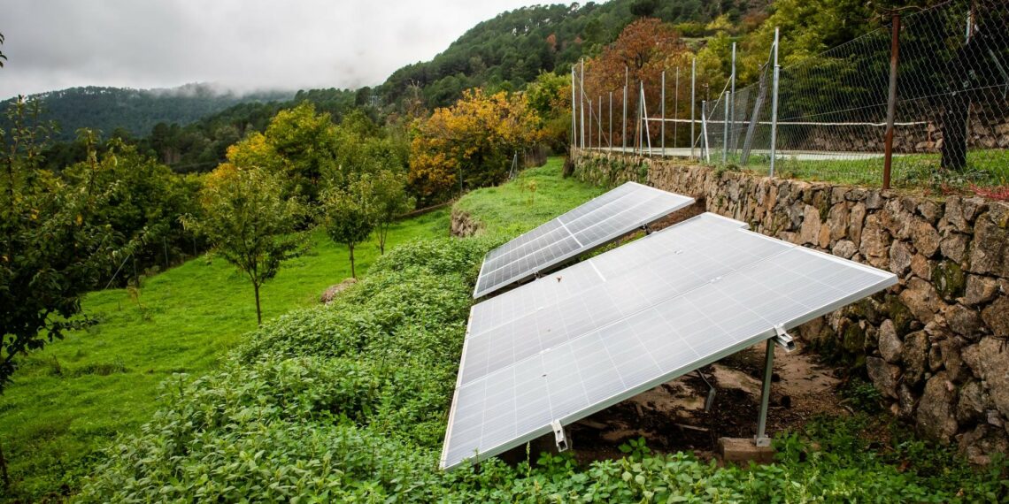 Paneles solares zona rural