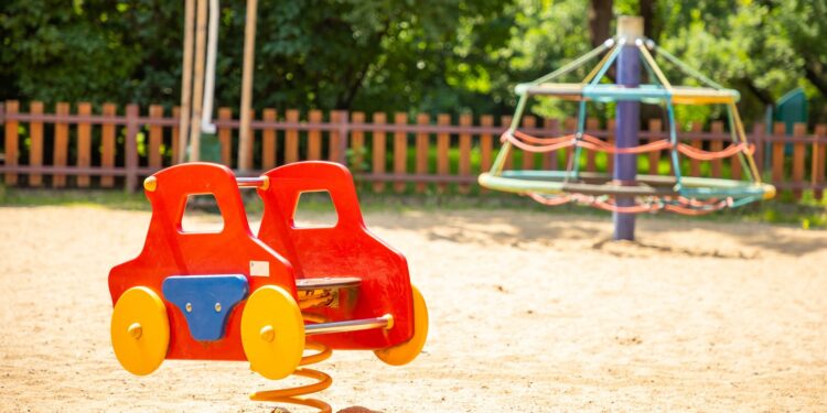 ayudas-parques-infantiles-biosaludables-instalaciones-deportivas