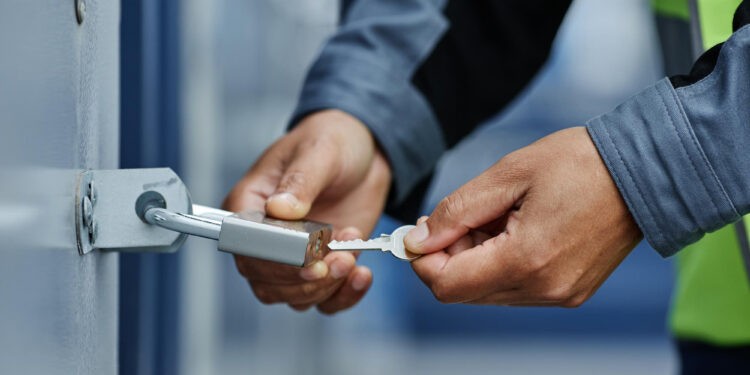 oposiciones-auxiliar-servicios-universidad