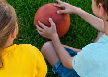 Terrassa destina 840.000 euros a becas para actividades de verano y extraescolares en 2024-2025