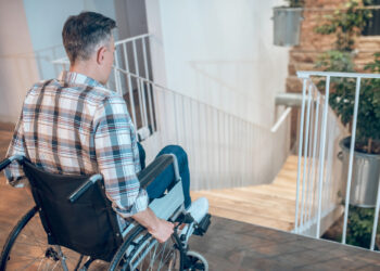 El Ayuntamiento de Madrid destina 4 millones de euros para adaptar viviendas y locales a personas con discapacidad y enfermedades raras