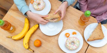 Ayudas de desayuno escolar para alumnos de familias vulnerables en la Comunidad de Madrid en el curso 2024-2025: 55 euros por alumno y mes