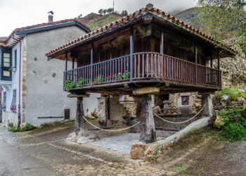 El Ayuntamiento de Mieres concede ayudas de hasta el 95 % del IBI para el mantenimiento de la vivienda habitual